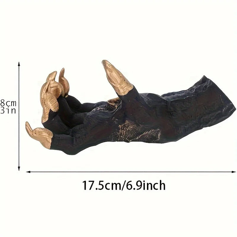 Demon Hand Wall Hanging Statues Devils Claw Hand Sculpture Gothic Decor, Halloween Wall Art Decorations For Living Room (Black A