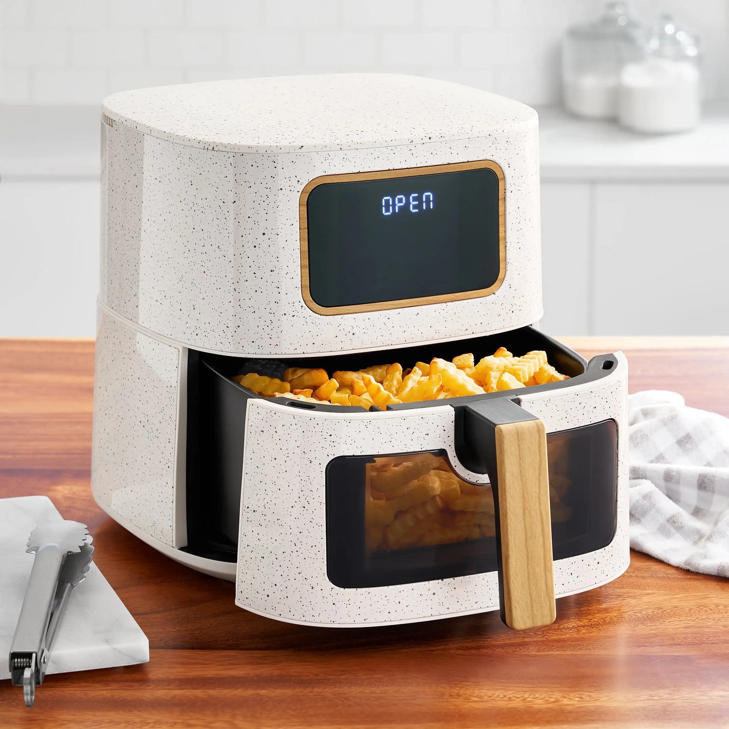 5.8 qt Air Fryer, Linen Speckle - Energy Efficient